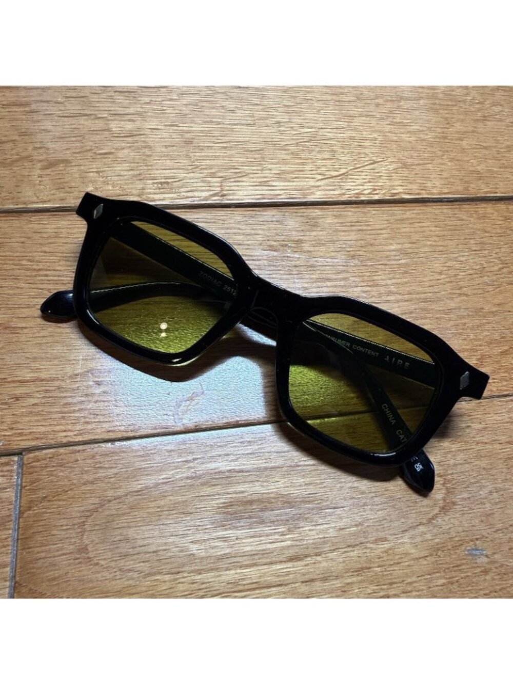 AIRE Black Rectangle Sunglasses Green Lens Retro Unisex Classic Trendy UV - Picture 6 of 9